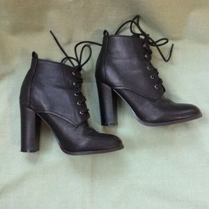 Qupid Lace Up Booties Black Size 8.5 High Heel
